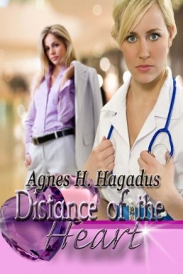 Distance of the Heart (Soulmates Emily & Tabby #1)