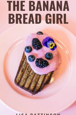 The Banana Bread Girl (13104)