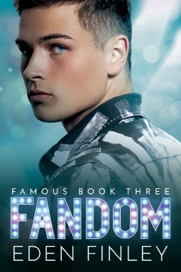 Fandom (Famous #3)