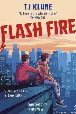 Flash Fire (The Extraordinaries #2)