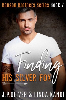 Finding His Silver Fox (Benson Brothers #7)