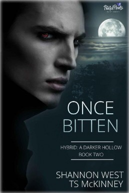 Once Bitten (A Darker Hollow #2) (1792)