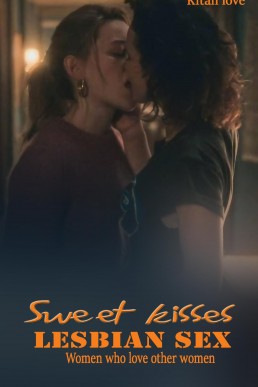 Lesbian Love: Sweet Kisses